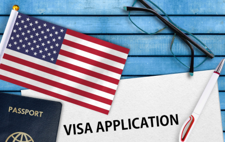 Miles de ciudadanos en Ecuador esperan con expectativa los resultados de la Lotería de Visas 2026.