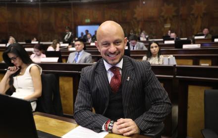 Asambleísta Andrés Castillo ene el Pleno