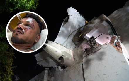 Vishwash Kumar Ramesh, el único sobreviviente del vuelo AI-171, fue captado caminando hacia una ambulancia tras el accidente en Ahmedabad.