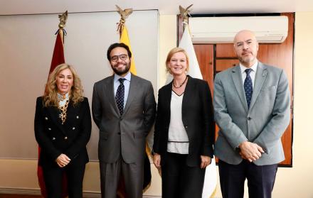 Iess y Onu