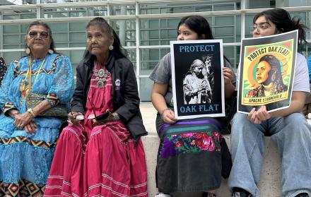 Miembros de los Apache Stronghold