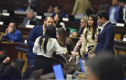 El Pleno logró votar por el texto íntegro de las reformas electorales después de un receso de tres horas.