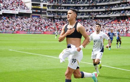alex arce