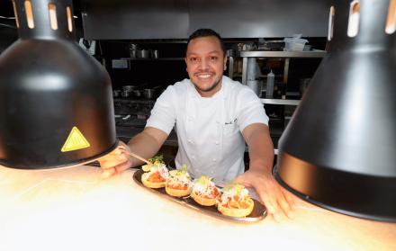 José Arellano chef y propietario de Comal, comida mexicana