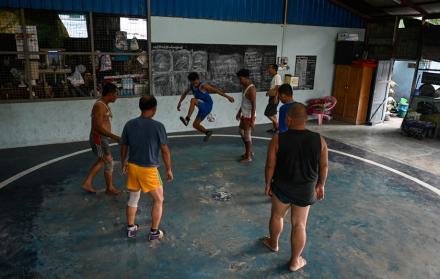 deporte birmano de chinlon