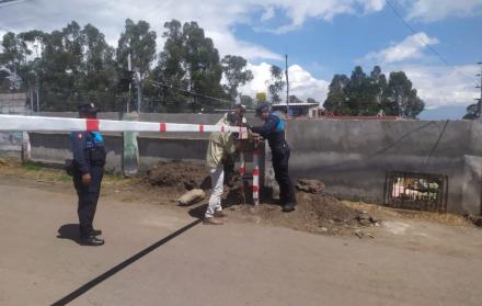 retiran estructuras ilegales