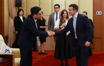 Daniel Noboa en China