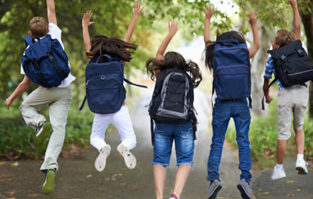 Destinos accesibles para disfrutar las vacaciones escolares