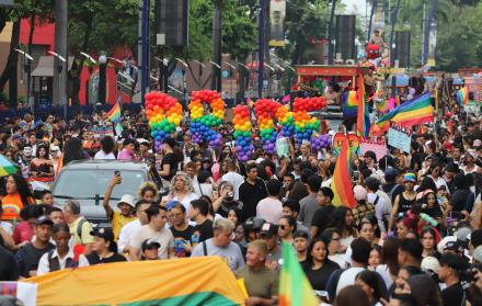 desfile Orgullo Guayaquil GLBTIQ 28 junio 2025 CK