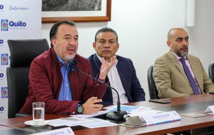 Pabel Muñoz equipo