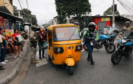 Operativo de tricimotos en Guayaquil