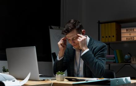 ¿Por qué ChatGPT podría estar haciendo que pienses menos?
