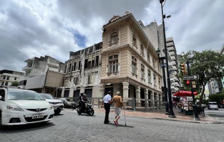 Casa Tola Pareja