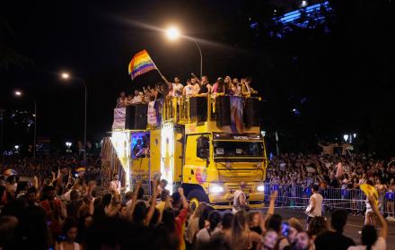 Miles de manifestantes Madrid Orgullo