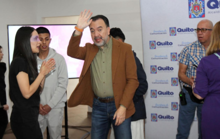 El 7 de julio del 2025, el alcalde de Quito en su programa Frecuencia Quiteña.