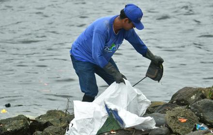 limpieza estero Salado contaminación ambiente Visolit julio 2025 MUNICIPIO