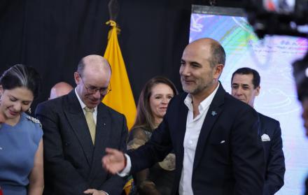 JUAN CRISTOBAL LLORET PREFECTO AZUAY