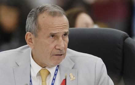 Ministro de Relaciones Exteriores de Perú, Elmer Schialer