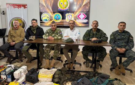 Mundo, Paraguay, Colombia, FARC, Guerrilla