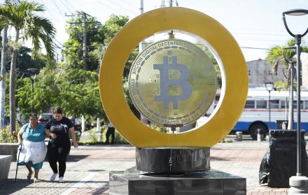 bitcoin