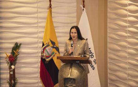 Inés Manzano, ministra de Energía de Ecuador
