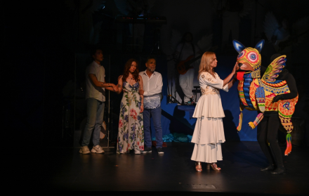 Cumbia Divina estreno en Teatro Sánchez Aguilar