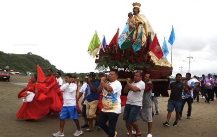 La Virgen del Carmen es venerada en varios sectores de la provincia de Santa Elena
