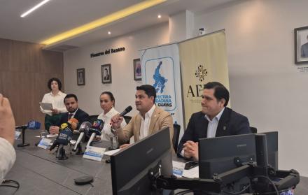 Representantes bananeros hablan de incidencia del moko