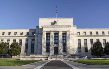 Fachada de la sede de la Reserva Federal, en Estados Unidos.