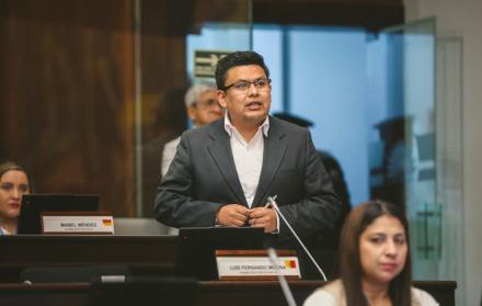 Luis Fernando Molina presentó una solicitud al Ministerio de Economía y Finanzas para obtener el listado de funcionarios desvinculados en los sectores de salud y educación