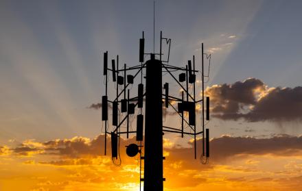 Satelital