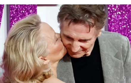 Pamela Anderson y Liam Neeson