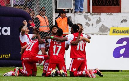 Técnico Universitario venció 3-1 al Manta.