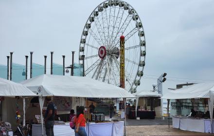 Malecón 2000 ferias La Perla turismo Guayaquil 2024 CK