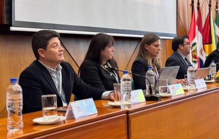 El Gobierno tiene en la mira a la Corte Constitucional. Se contemplaría eliminarla a través de una consulta popular.