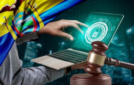 Corte Constitucional deroga 12 artículos de Ley de Inteligencia