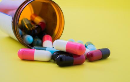 medicamentos-en-amarillo