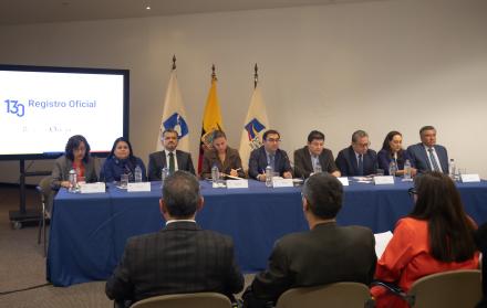 JUECES DE LA CORTE CONSTITUCIONAL