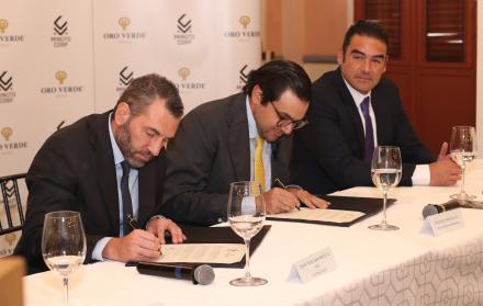 firma para hotel