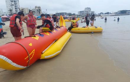 Los deportes extremos al píe del mar se han convertido en los favoritos de los visitantes