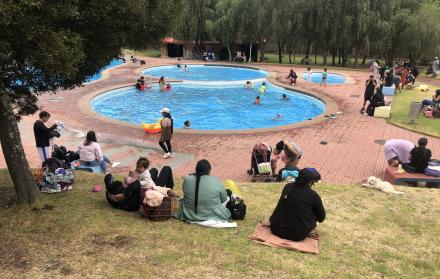 El balneario de Cununyacu cuenta con siete piscinas y áreas de BBQ para disfrutar en el último día del feriado.