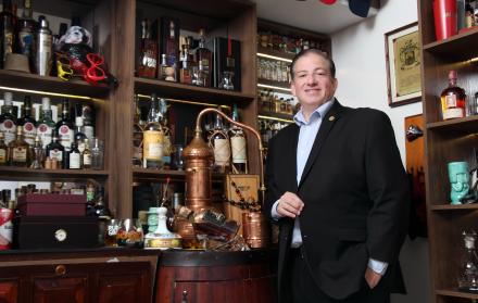 Raúl Béjar primer ronmelier de Ecuador