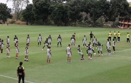 ENTRENAMIENTO DE BARC (15017953)