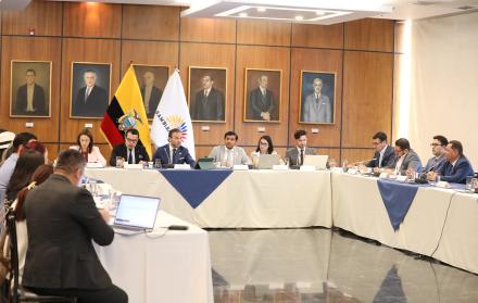 Jimmy Martin durante la Comisión de Salud y Deporte