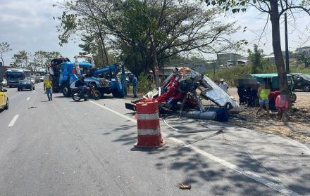 Accidente en la vía Daule Nobol