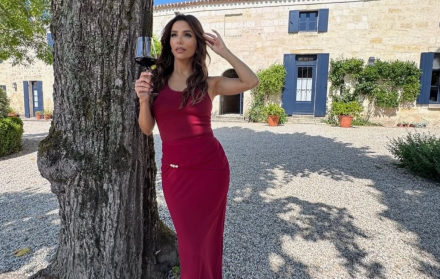 EVA LONGORIA, actriz estadounidense de origen latino.