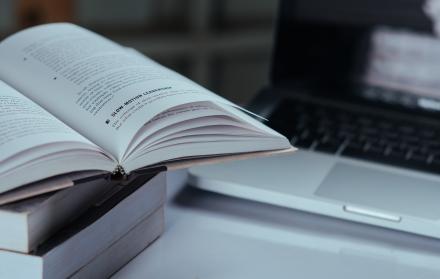 Lenguaje viral y cultura digital llegan al Cambridge Dictionary en su última actualización