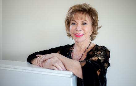 Isabel-Allende-Author-Photo