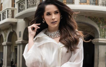 Andrea Rubio.