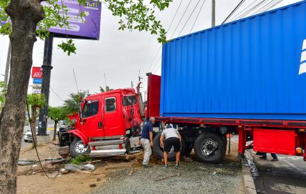 Accidente vía Daule